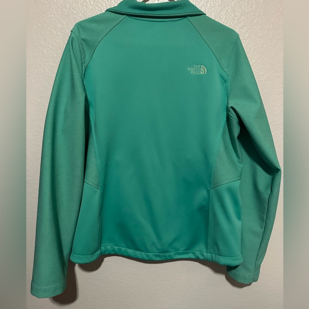 The North Face Jacket - Picture 2 of 4